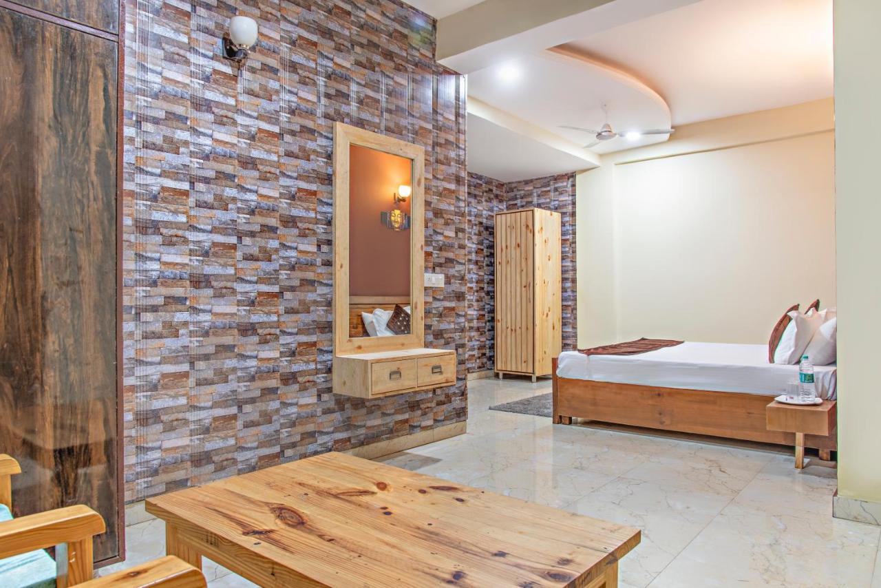 Hillcrest Heights Bed and Breakfast Kasauli Esterno foto