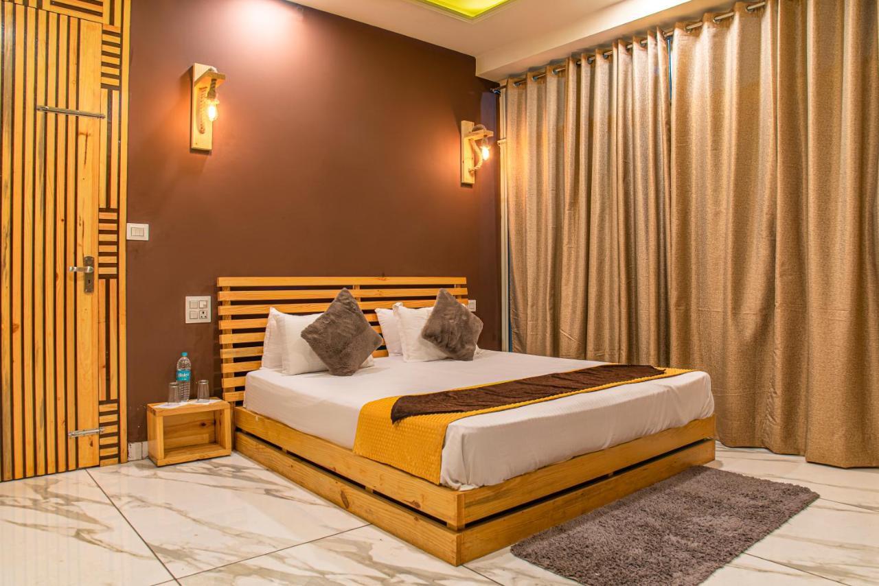 Hillcrest Heights Bed and Breakfast Kasauli Esterno foto