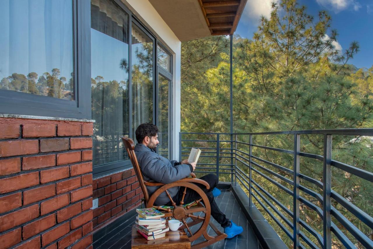Hillcrest Heights Bed and Breakfast Kasauli Esterno foto