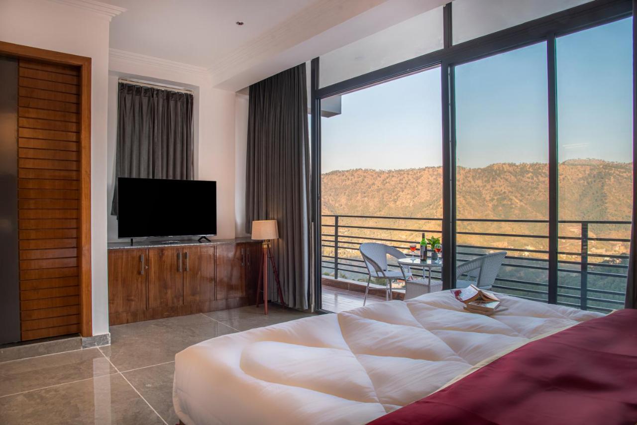 Hillcrest Heights Bed and Breakfast Kasauli Esterno foto