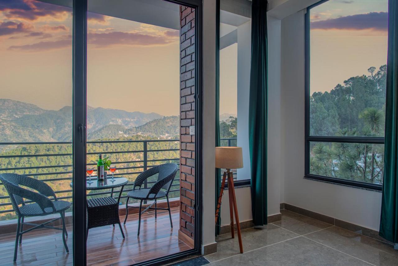 Hillcrest Heights Bed and Breakfast Kasauli Esterno foto